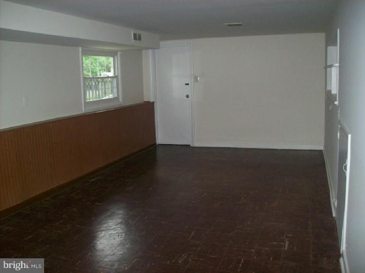 449 Greene Road Warminster, PA 18974 - Photo 14 of 18 Den