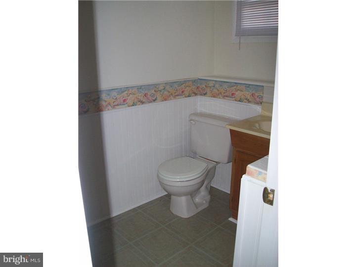 449 Greene Road Warminster, PA 18974 - Photo 18 of 18 Half Bath