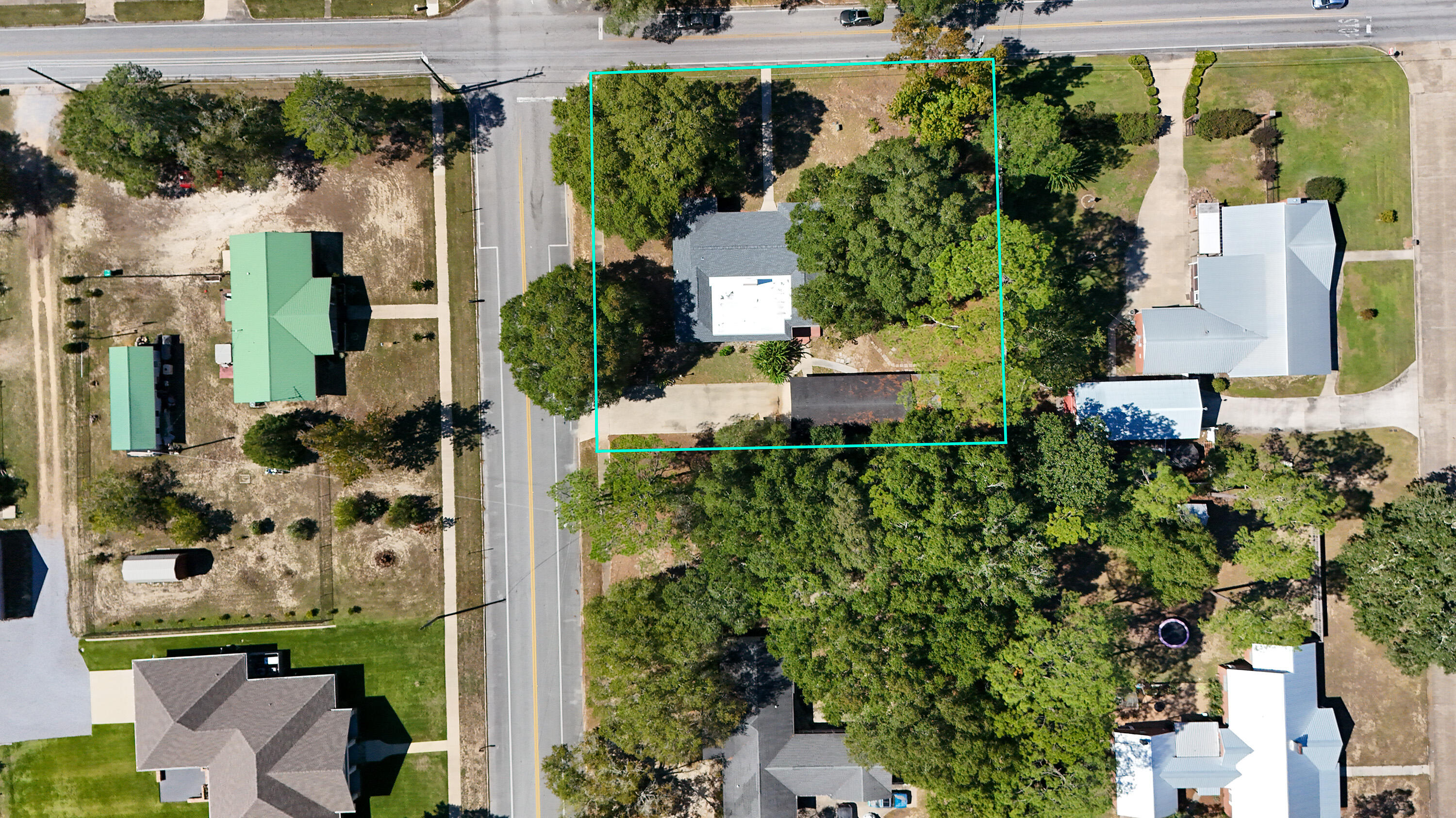 111 Bay Avenue DeFuniak Springs, FL 32435 - Photo 51 of 51 an aerial view of a residential houses with outdoor space