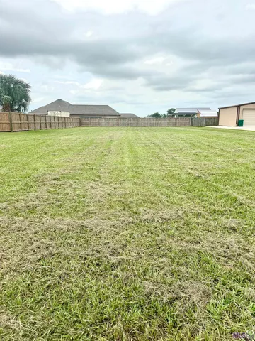 $69,500 | 2933 Kiwi Avenue, Gray, LA 70359