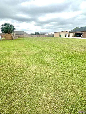$66,500 | 2933 Kiwi Avenue, Gray, LA 70359