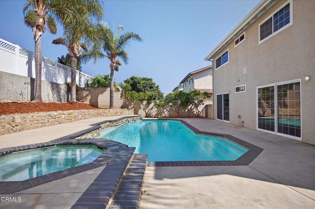 747 Southwick Street Santa Paula, CA 93060 - Photo 41 of 49 41-web-or-mls-041_UpmarketMedia-747Sou17