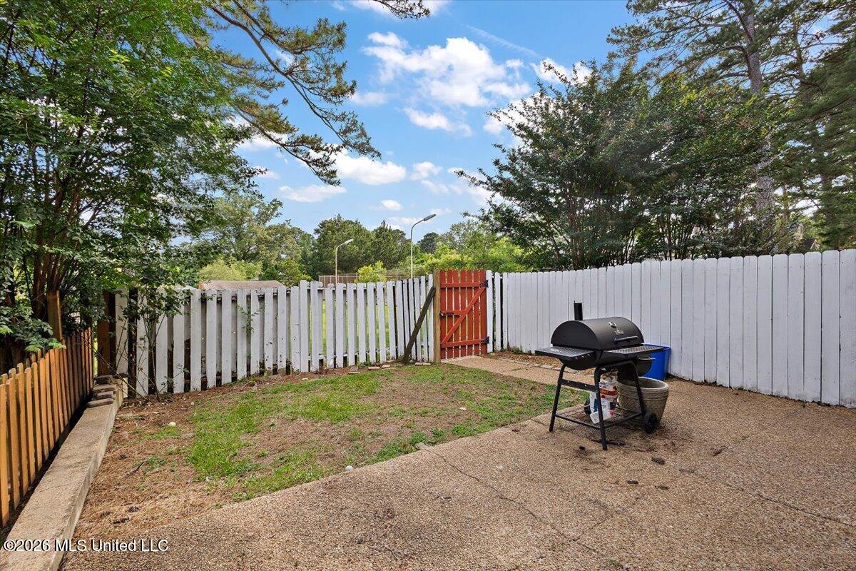 1255 East County Line Road, Unit L7 Jackson, MS 39211 - Photo 25 of 29 25-HTP_4615