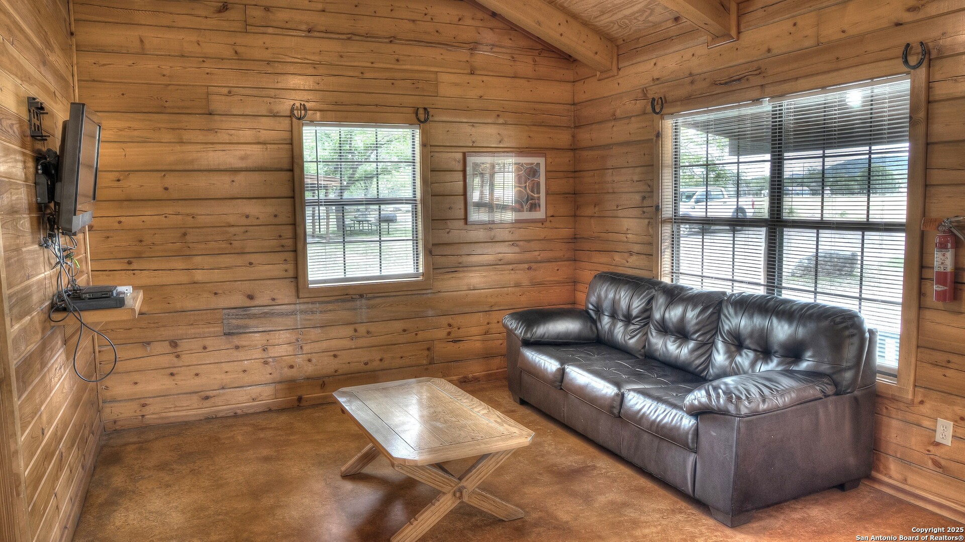 90 Johhny Seibert Lane Rio Frio, TX 78879 - Photo 10 of 49