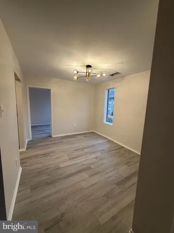 $2,100 | 507 Florida Avenue, Unit 103, Herndon, VA 20170