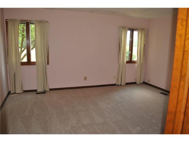 627 Cobblestone Road, Unit 26 3 Avon, IN 46123 - Photo 12 of 20 Gallery Image 12