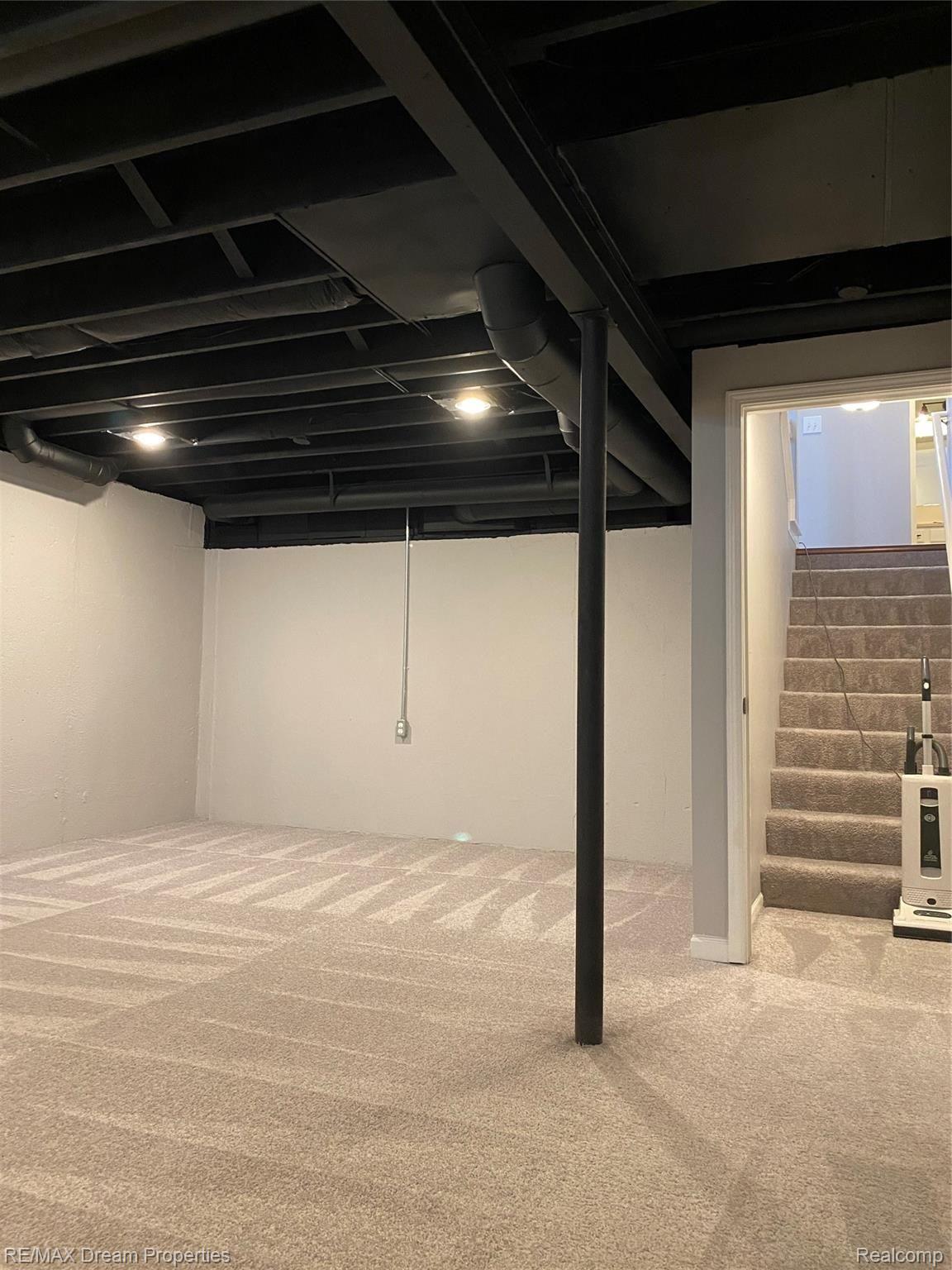 2563 Ravineside South Howell, MI 48843 - Photo 26 of 31 Base 3.jpg