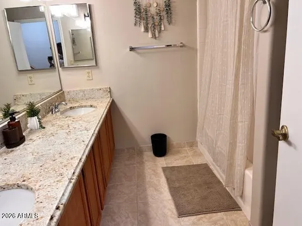 $5,500 | 7633 West Kristal Way, Glendale, AZ 85308