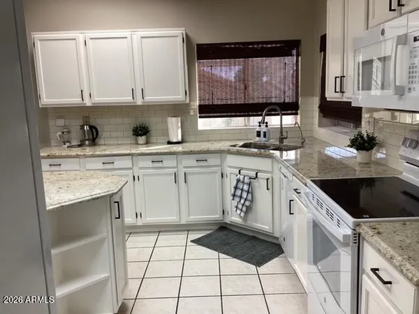 $5,500 | 7633 West Kristal Way, Glendale, AZ 85308