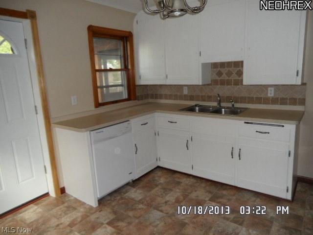 12807 Grannis Road Cleveland, OH 44125 - Photo 2 of 9 Gallery Image 2