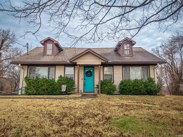 $285,000 | 3723 Stringtown Road, Evansville, IN 47711