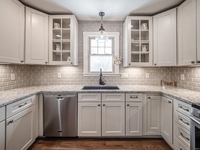 $295,000 | 3723 Stringtown Road, Evansville, IN 47711