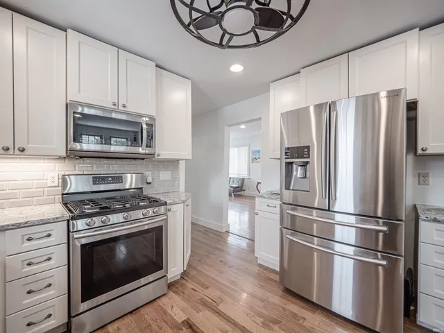 $295,000 | 3723 Stringtown Road, Evansville, IN 47711