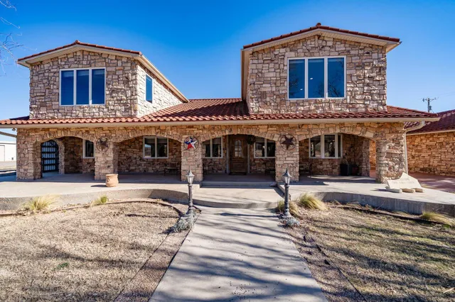 $1,600,000 | 1000 Osage Street, Wheeler, TX 79096