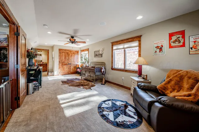 $1,600,000 | 1000 Osage Street, Wheeler, TX 79096