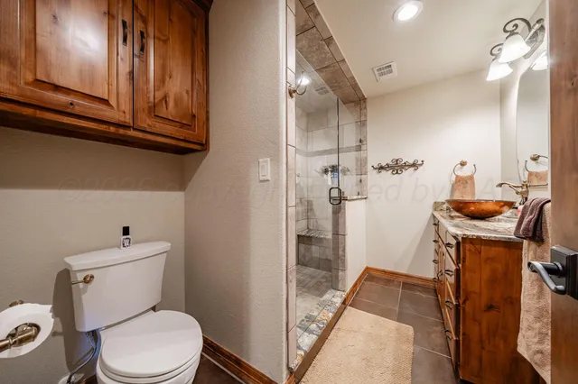 $1,600,000 | 1000 Osage Street, Wheeler, TX 79096