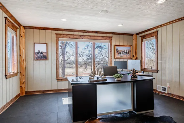 $1,600,000 | 1000 Osage Street, Wheeler, TX 79096