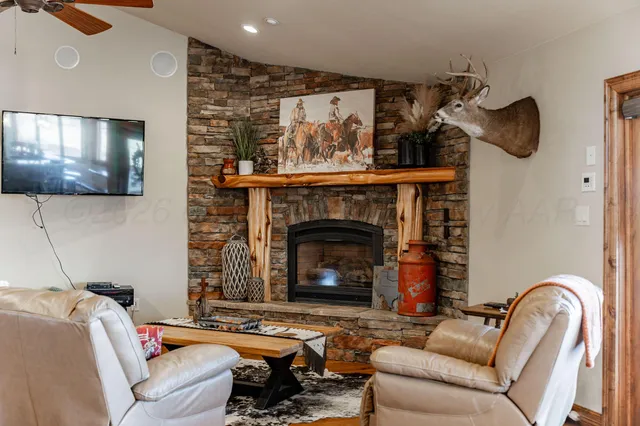 $1,600,000 | 1000 Osage Street, Wheeler, TX 79096