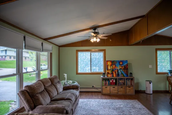 $275,000 | 670 South Cairns Avenue, Richland Center, WI 53581