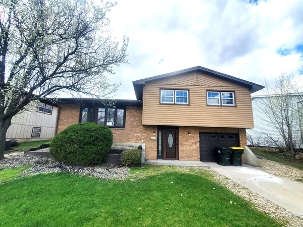 $161,500 | 19812 Monterey Avenue, Lynwood, IL 60411
