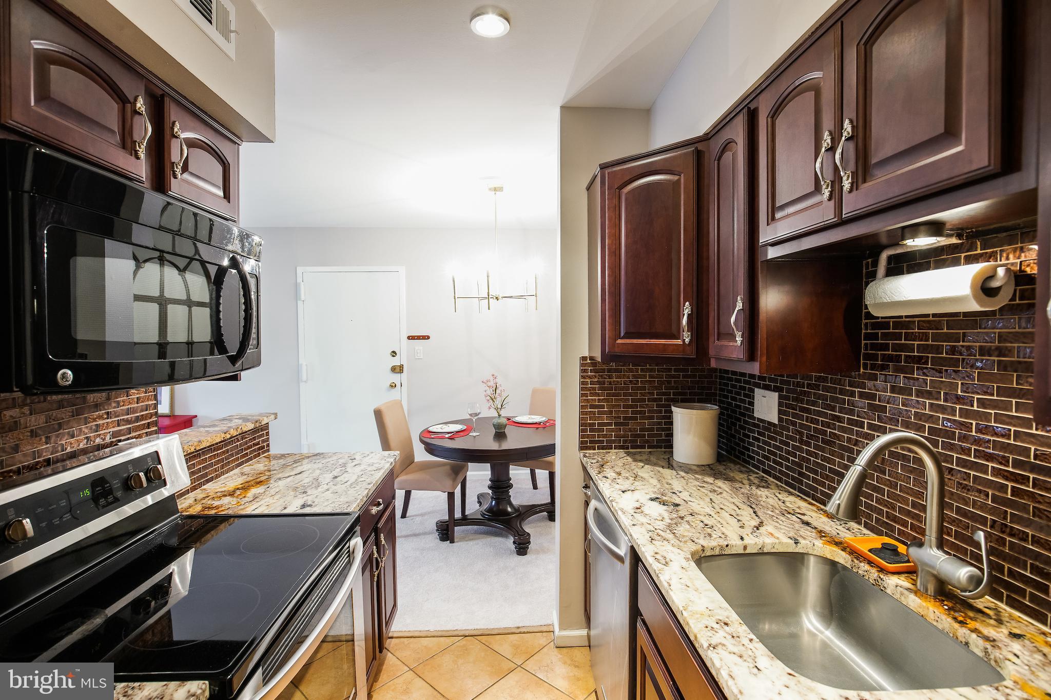 5907L Kingsford Road, Unit 400 Springfield, VA 22152 - Photo 8 of 13