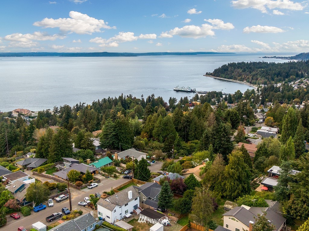 9822 45th Avenue Southwest Seattle, WA 98136 - Photo 31 of 33 Gallery Image 31