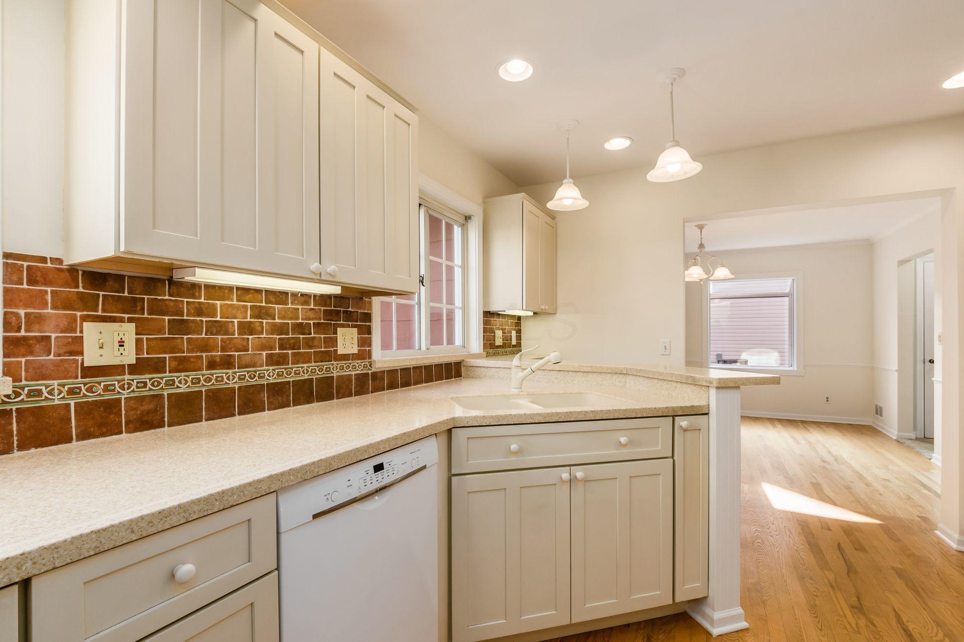 2534 Chester Road Columbus, OH 43221 - Photo 17 of 42