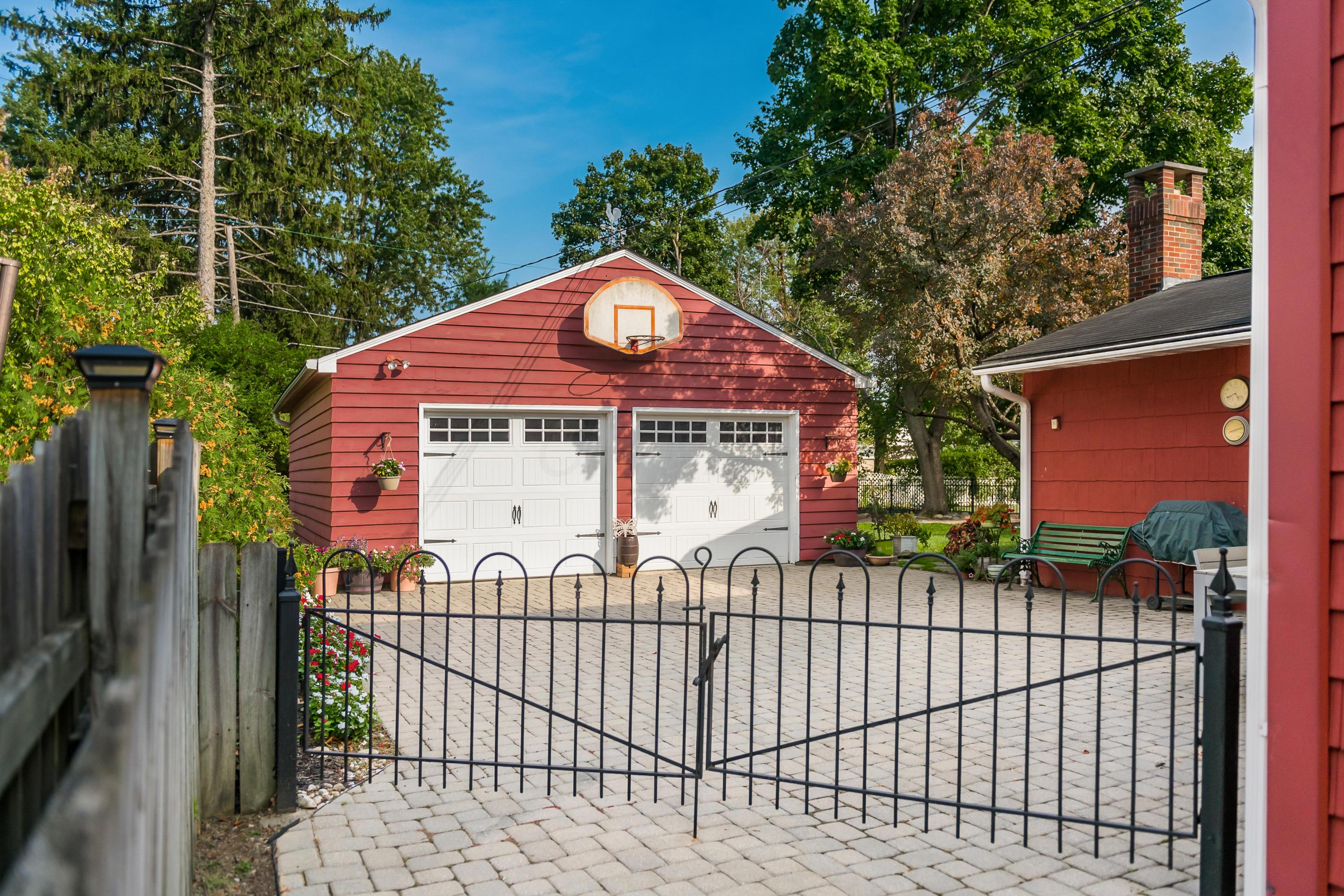 2534 Chester Road Columbus, OH 43221 - Photo 32 of 42