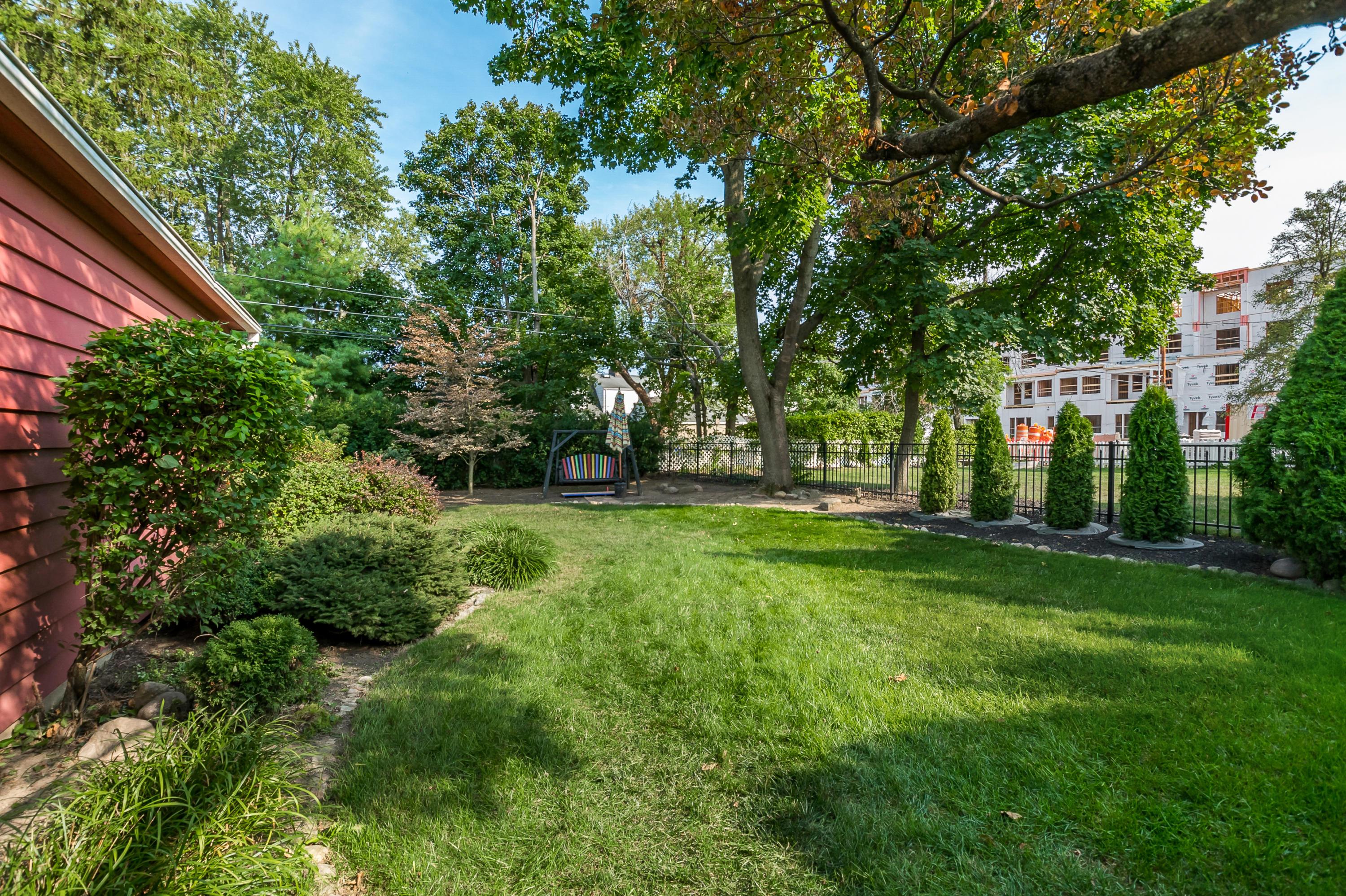 2534 Chester Road Columbus, OH 43221 - Photo 40 of 42