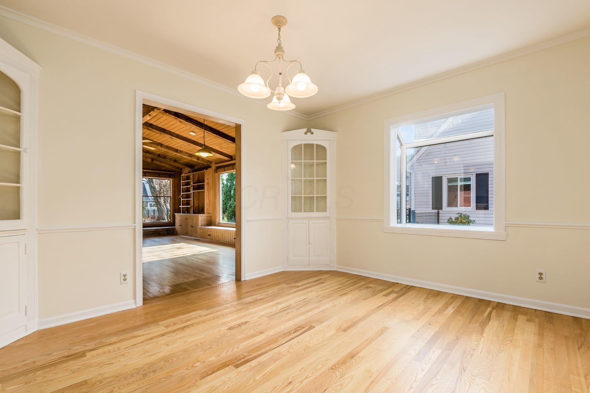 2534 Chester Road Columbus, OH 43221 - Photo 10 of 42