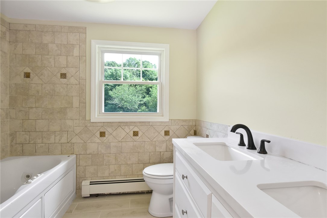 580 Potowomut Road Warwick, RI 02818 - Photo 26 of 34 Gallery Image 26