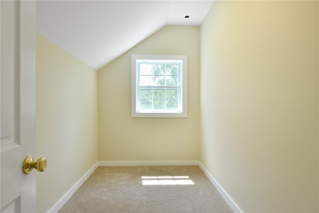 580 Potowomut Road Warwick, RI 02818 - Photo 34 of 34 Gallery Image 34