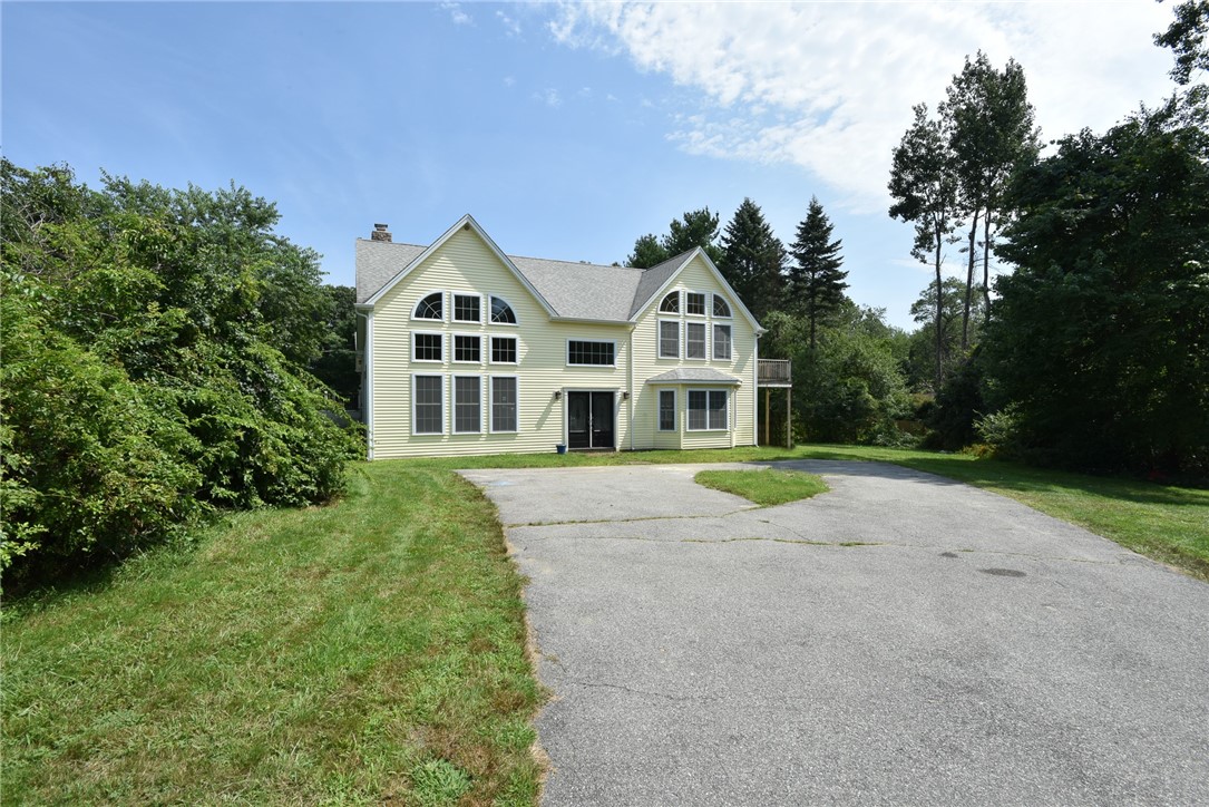 580 Potowomut Road Warwick, RI 02818 - Photo 4 of 34 Gallery Image 4