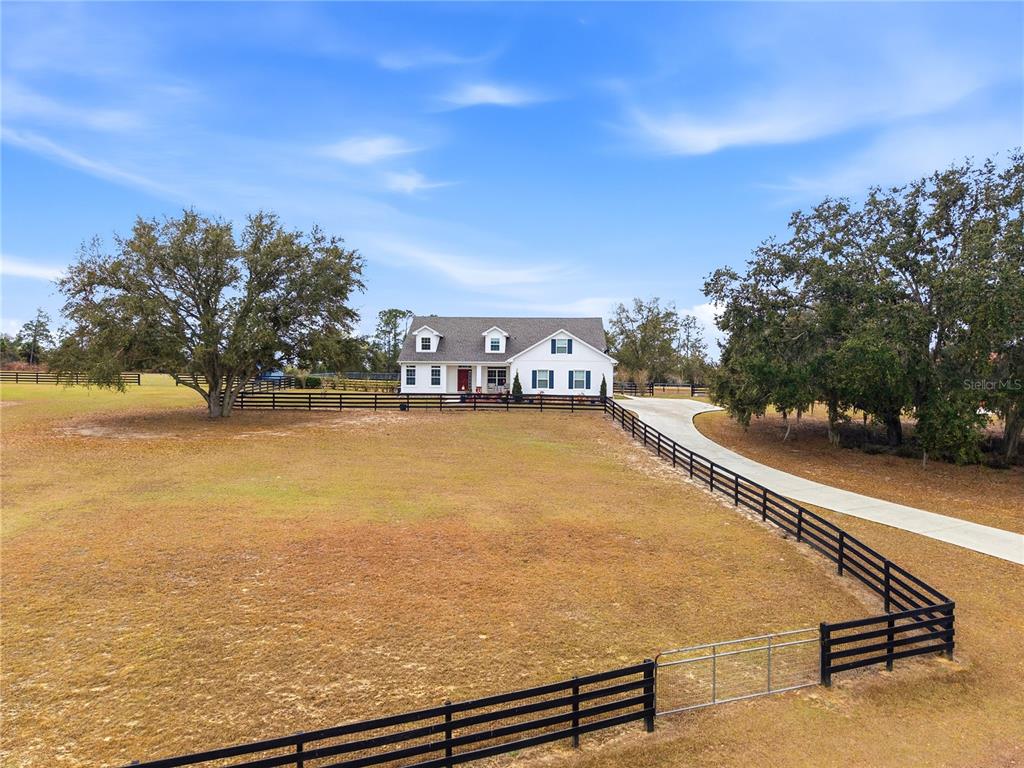 5608 Strong Point Weirsdale, FL 32195 - Photo 2 of 56 a view of an ocean