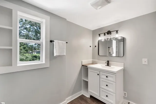 $339,900 | 511 West Broad Street, Iva, SC 29655