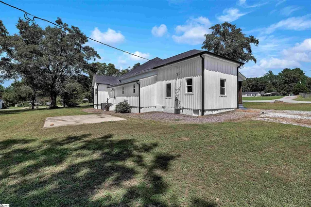 $339,900 | 511 West Broad Street, Iva, SC 29655