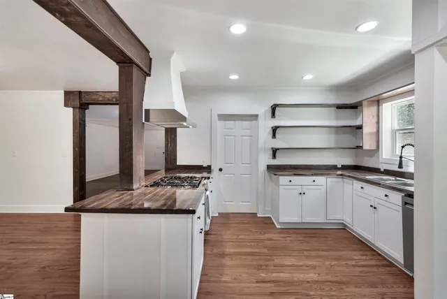 $339,900 | 511 West Broad Street, Iva, SC 29655