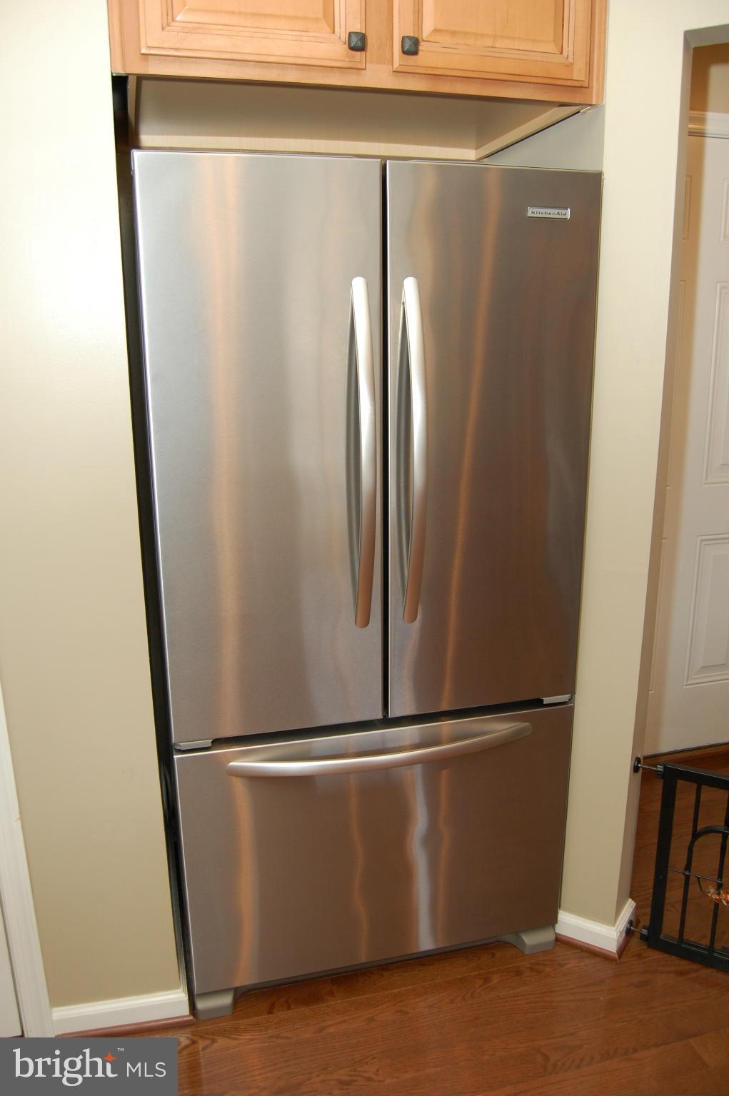 8350 Academy Road Ellicott City, MD 21043 - Photo 9 of 30 Stainless Steel Refrigerator