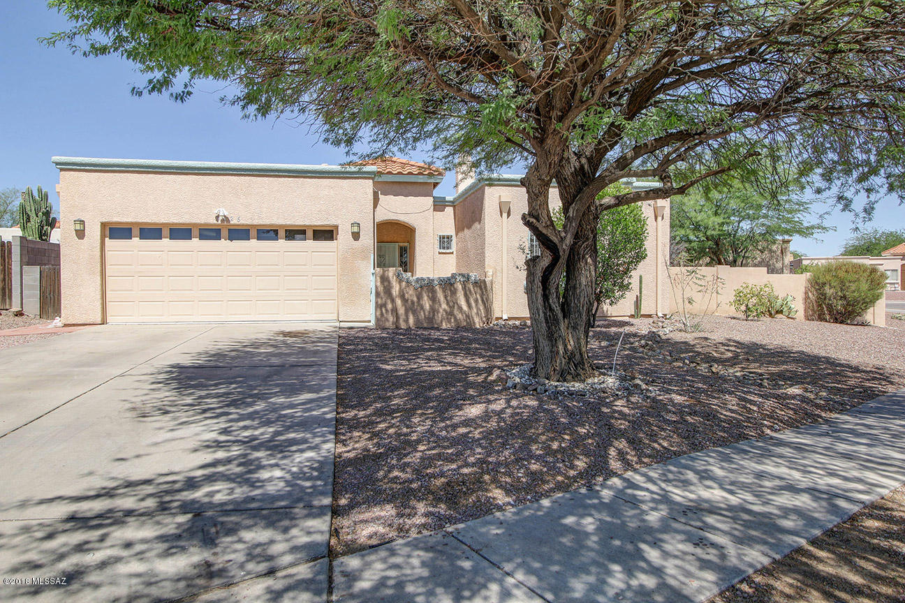 5526 South Swires Road Tucson, AZ 85746 - Photo 3 of 23 Gallery Image 3