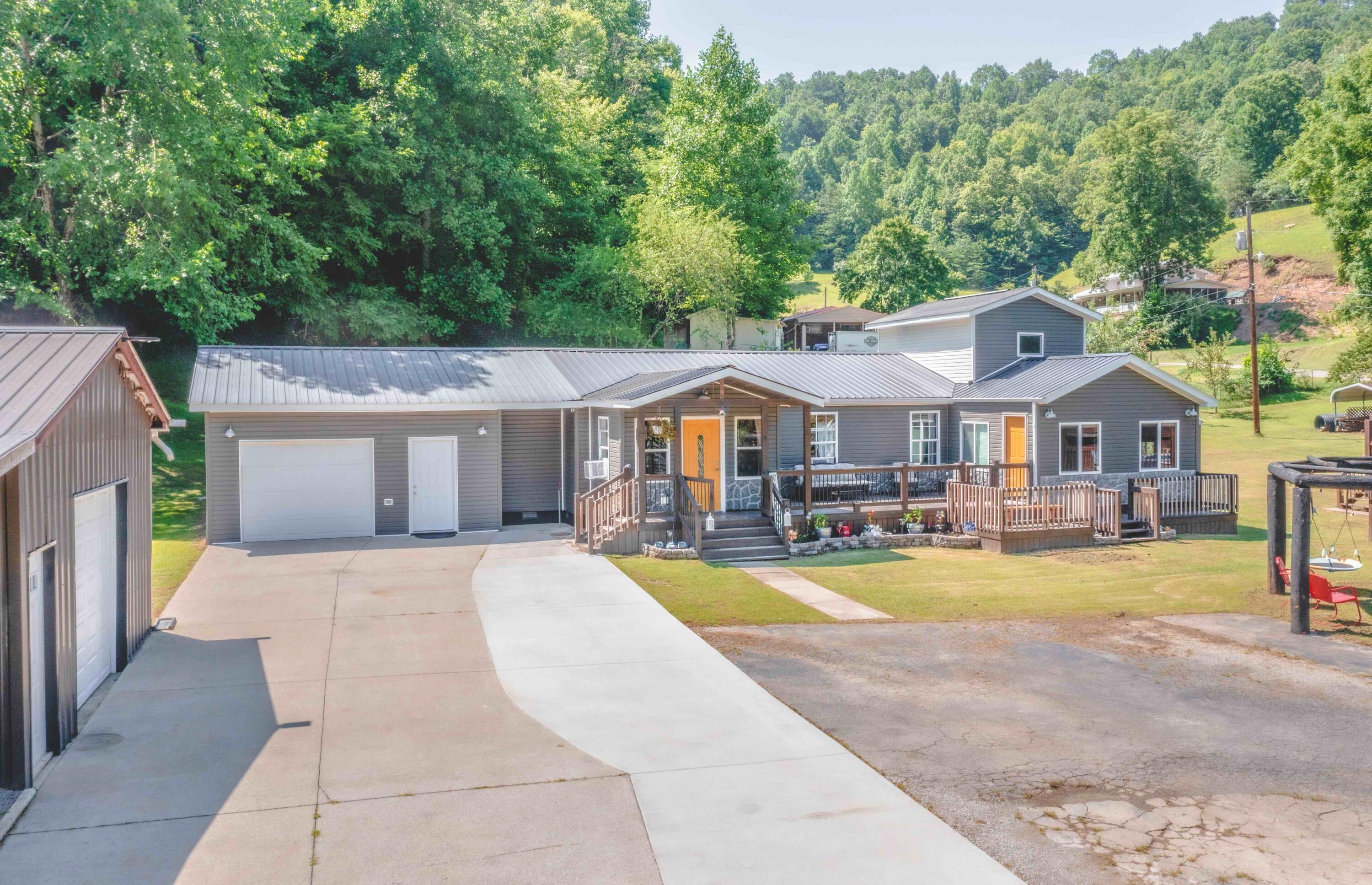 60 Shirley Don Road Manchester, KY 40962 - Photo 5 of 57 007