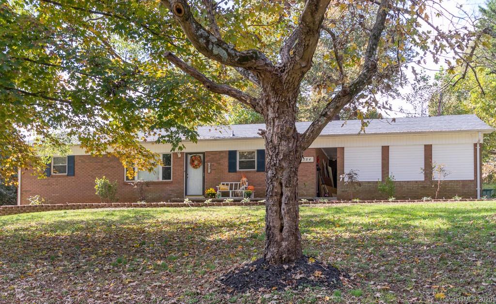 2184 Icard Rhodhiss Road Connelly Springs, NC 28612 - Photo 3 of 27 Gallery Image 3