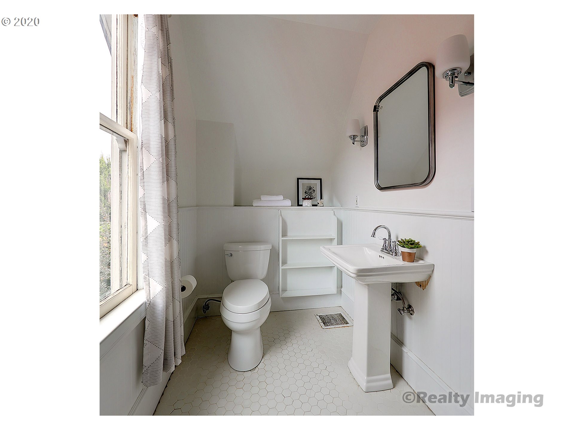 63 Northeast Cook Street Portland, OR 97212 - Photo 22 of 31 Gallery Image 22