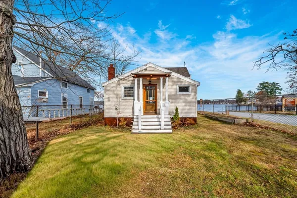 $649,900 | 1 Bisson Lane, Merrimac, MA 01860