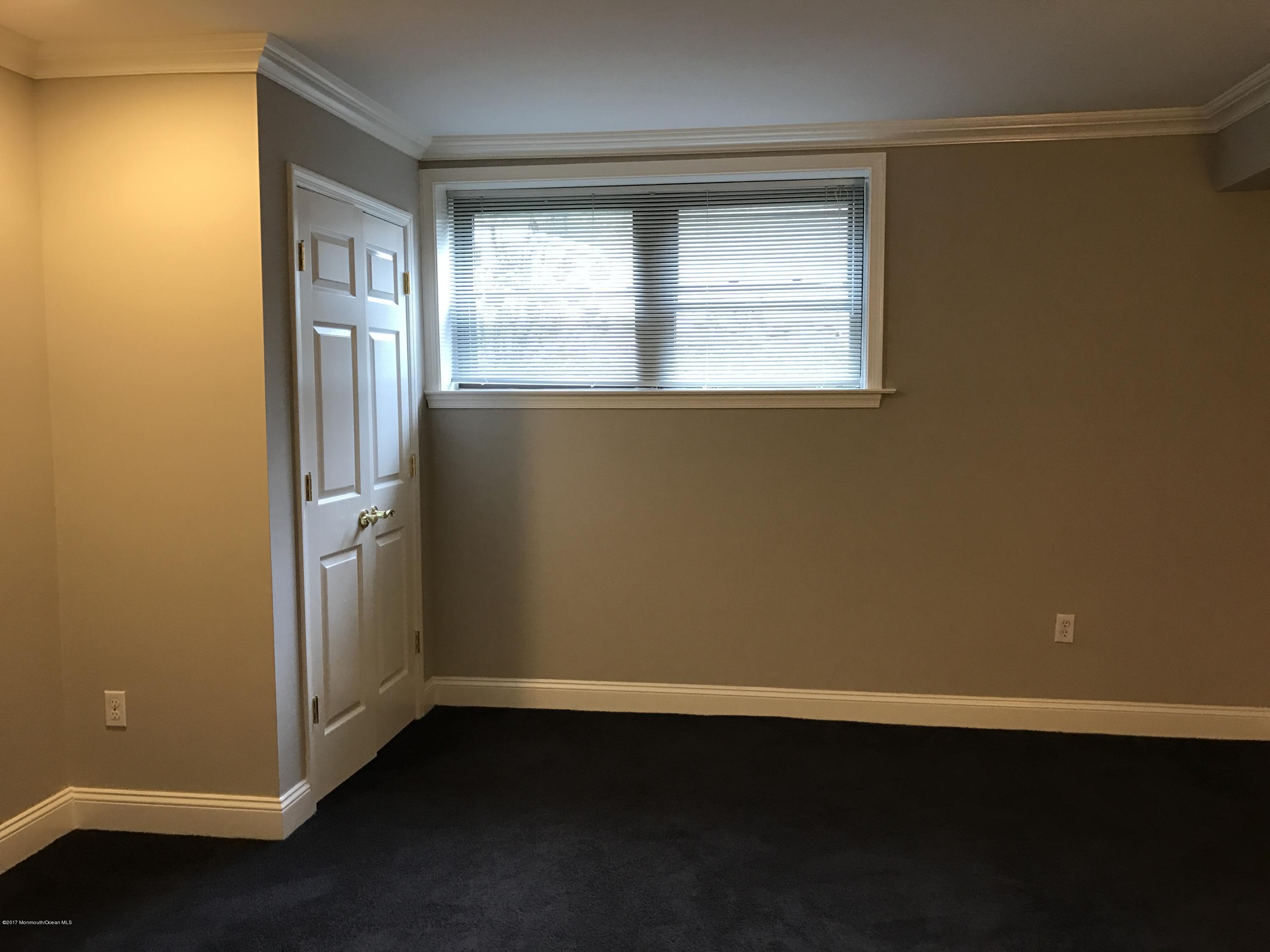 200 Portland Road, Unit D16 Rumson, NJ 07760 - Photo 11 of 17 IMG_9424