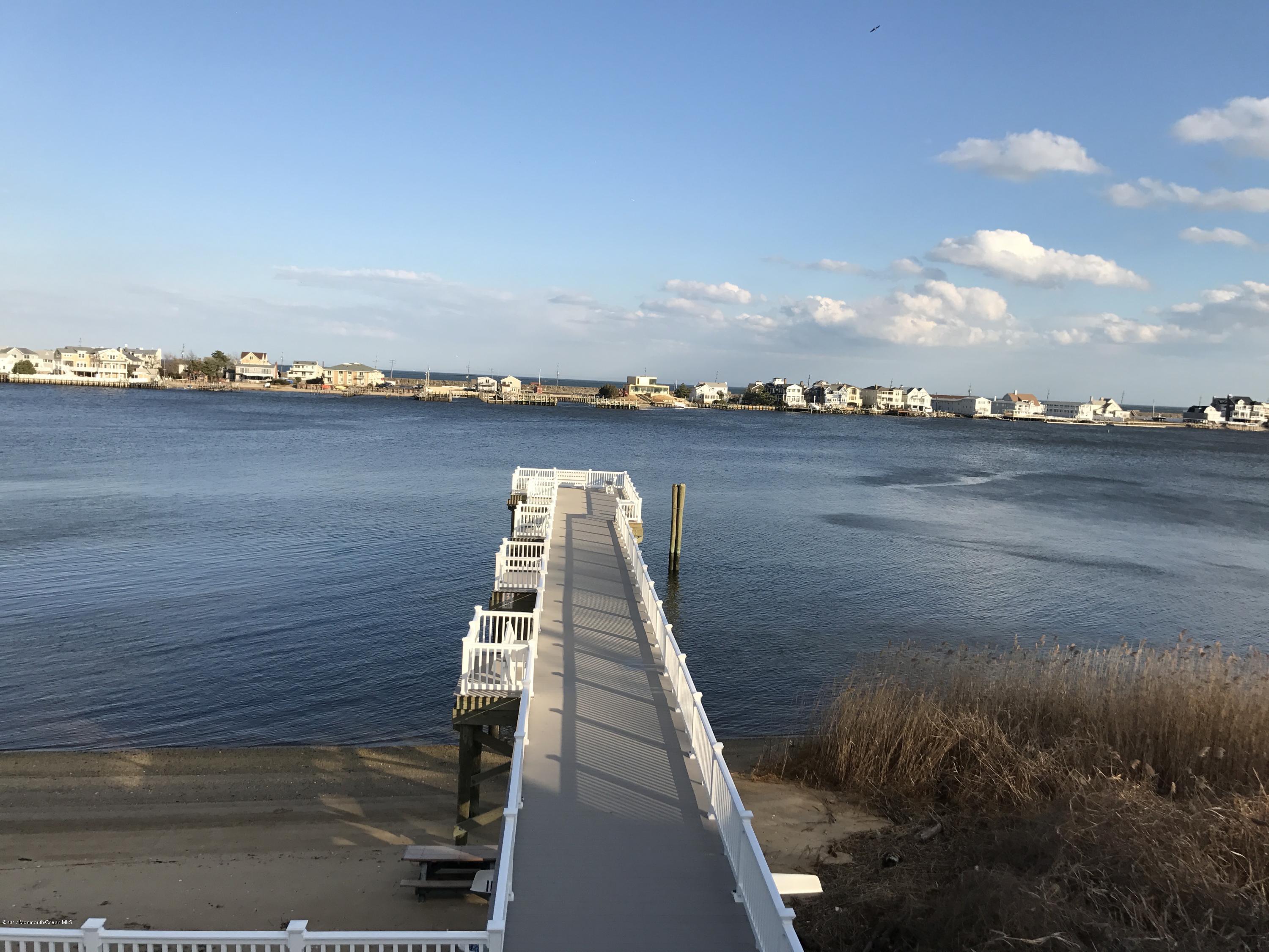 200 Portland Road, Unit D16 Rumson, NJ 07760 - Photo 15 of 17 200 portland dock 4