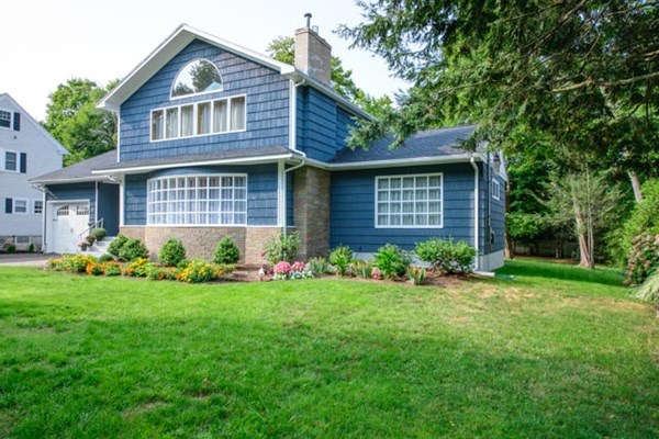 6 Carmel Road Andover, MA 01810 - Photo 11 of 42