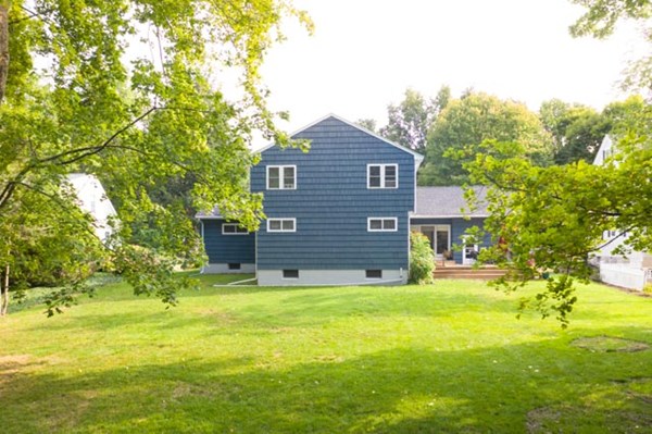 6 Carmel Road Andover, MA 01810 - Photo 8 of 42