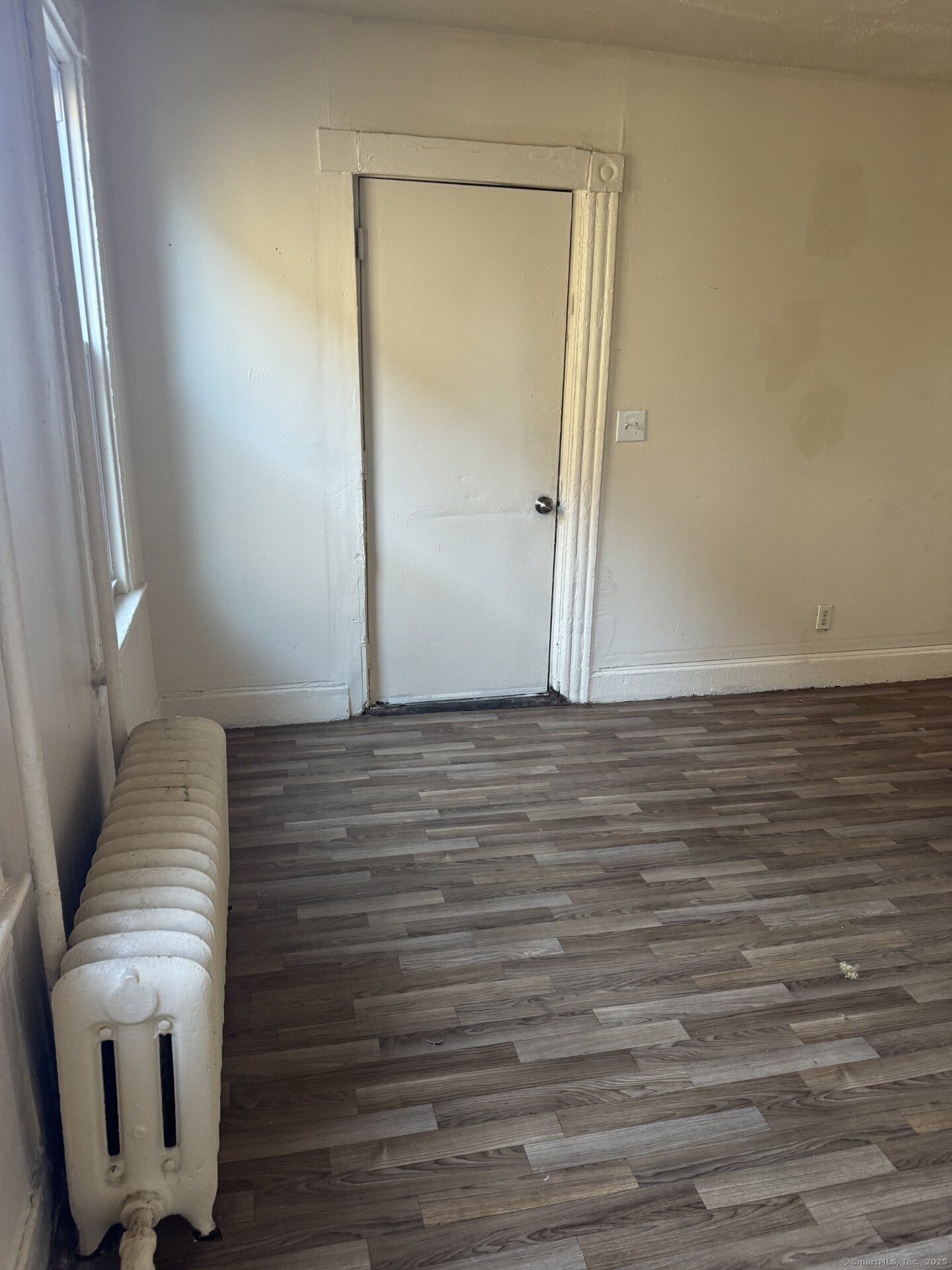 183 Brook Street Hartford, CT 06120 - Photo 5 of 11