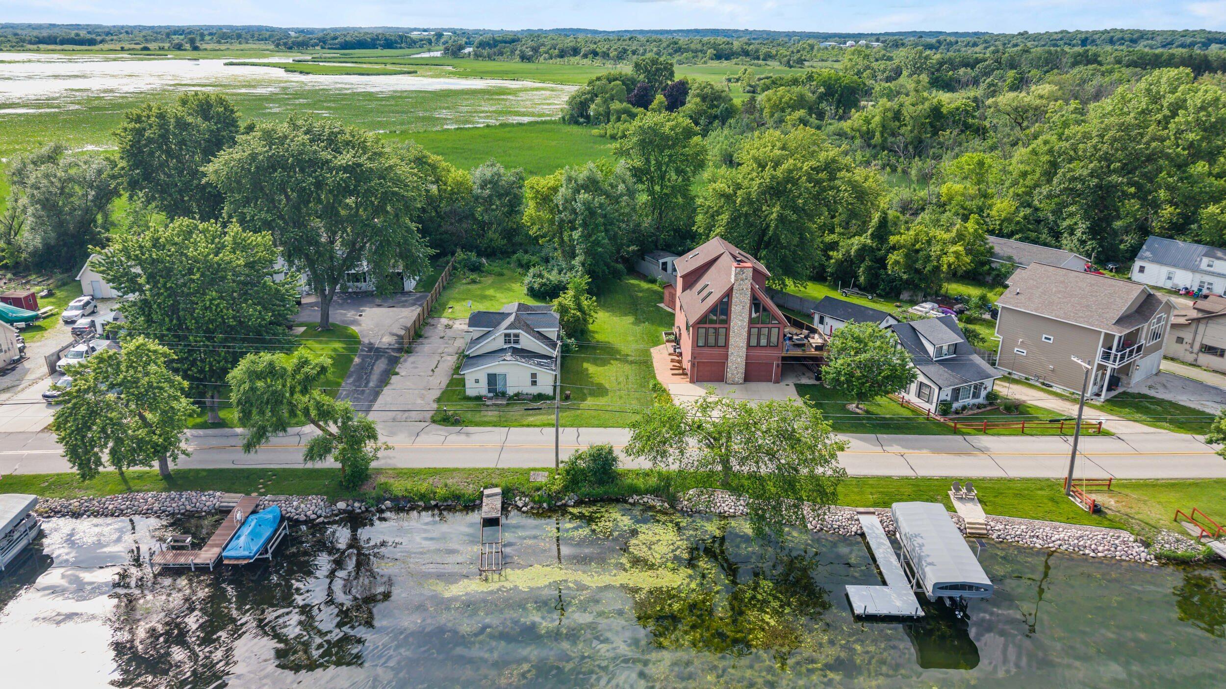 7110 North Tichigan Road Waterford, WI 53185 - Photo 4 of 34 21_dji_20260625170037_0265_d