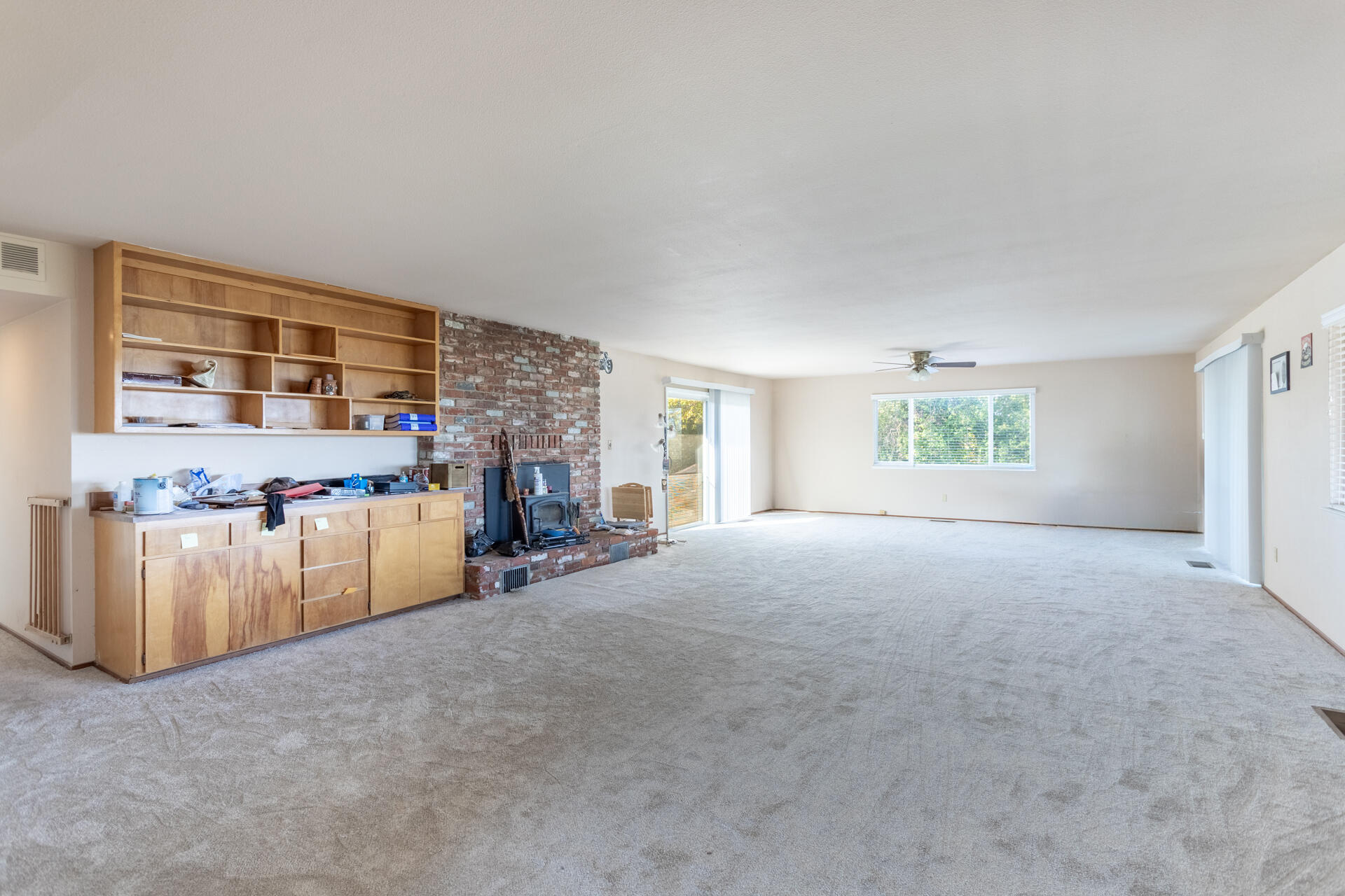 8818 Valley View Road Redding, CA 96001 - Photo 2 of 37 a view of a livingroom with furniture and a window